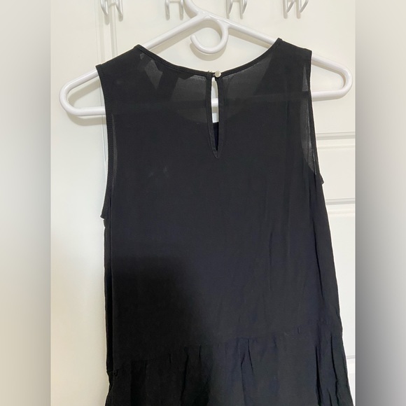 H&M BLACK SLEEVELESS PEPLUM TOP - Picture 6 of 9